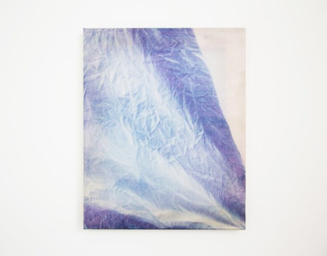 約瑟芬娜．聶利馬勒卡，調和(真實的交會)2，天氣過程、絲綢，30 x 41 cm，2017